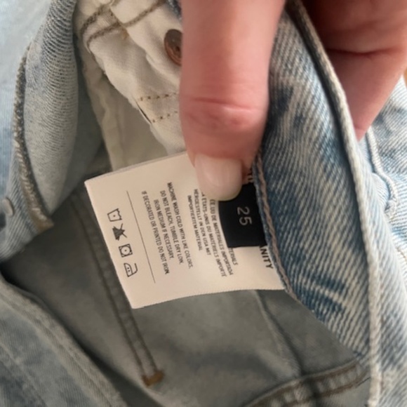 LIKE NEW Citizens of Humanity Horseshoe Jean Size 25 in Savahn wash - Picture 3 of 4